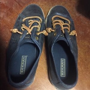 Sperry Leather Sneaker